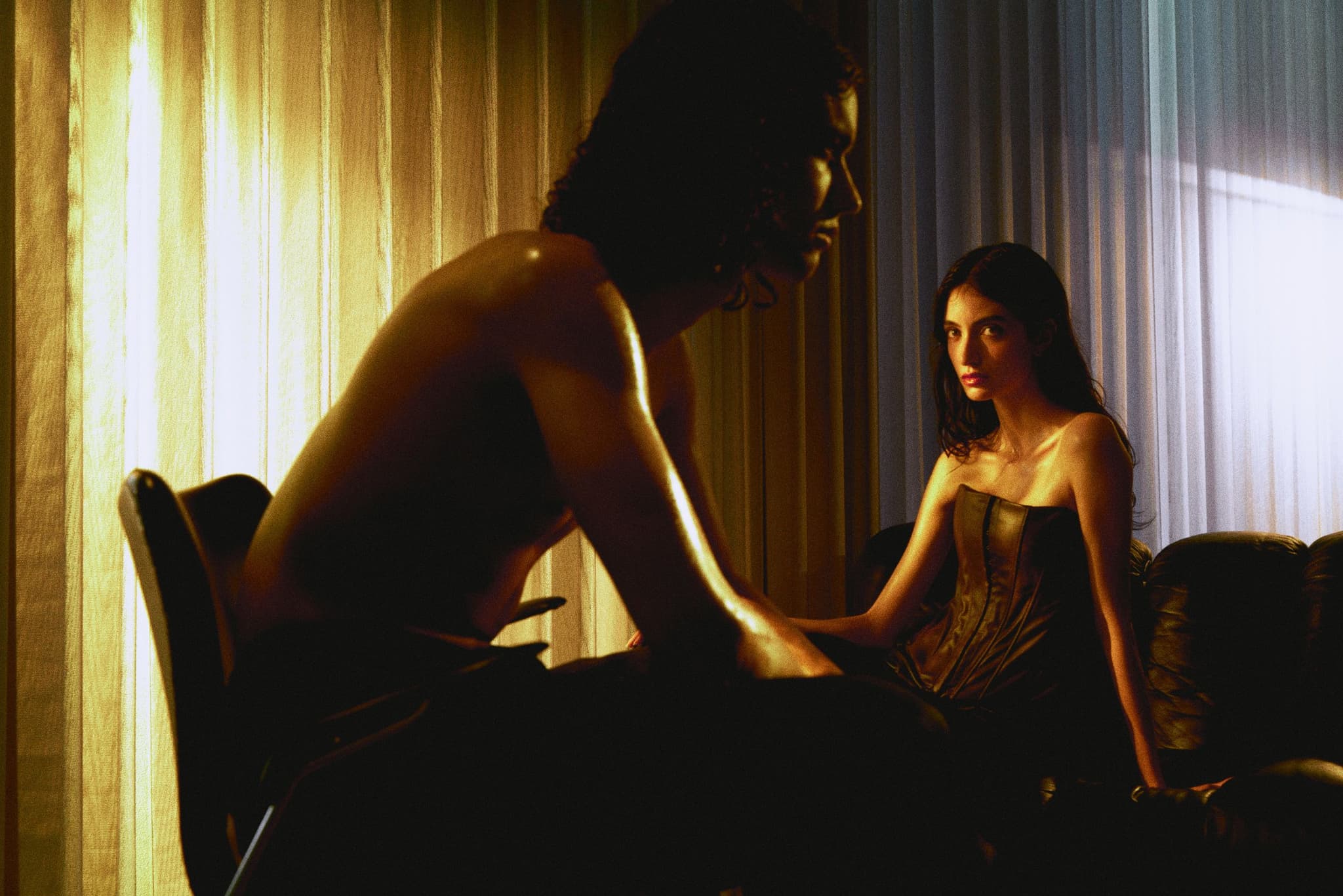 One Side Love's 2 thumbs